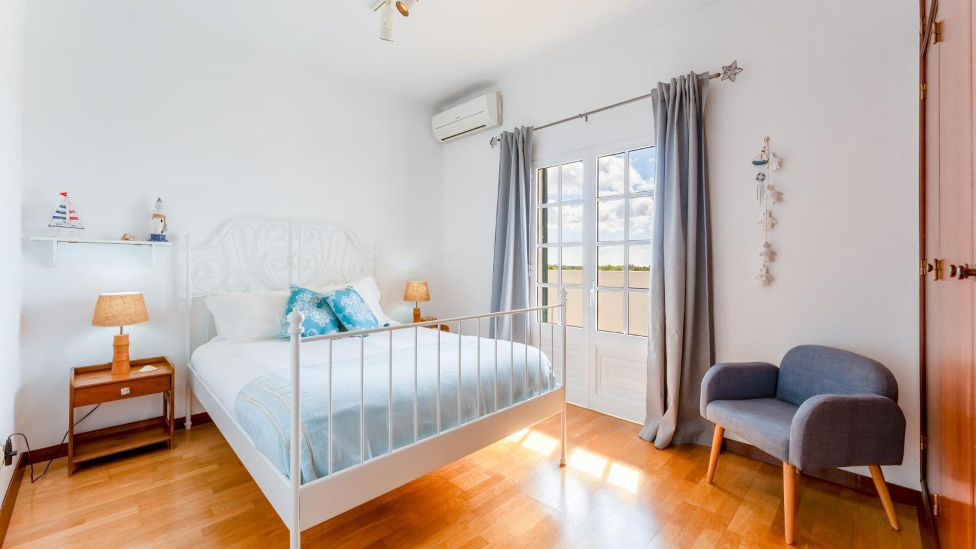 Sunny & Calm 4 Bdr House W/ Pool By Lovelystay Santo Estevao  Esterno foto